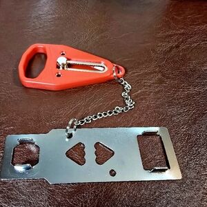 Door anti-locking 🚪